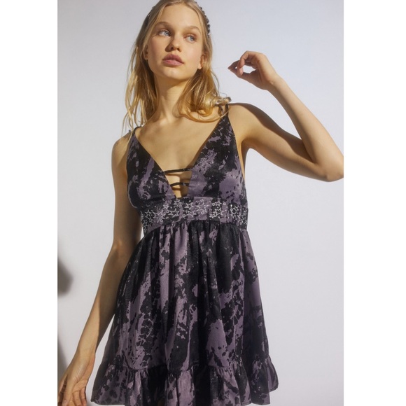 Urban Outfitters Dresses & Skirts - Urban Outfitters Naomi Strappy Mini Dress